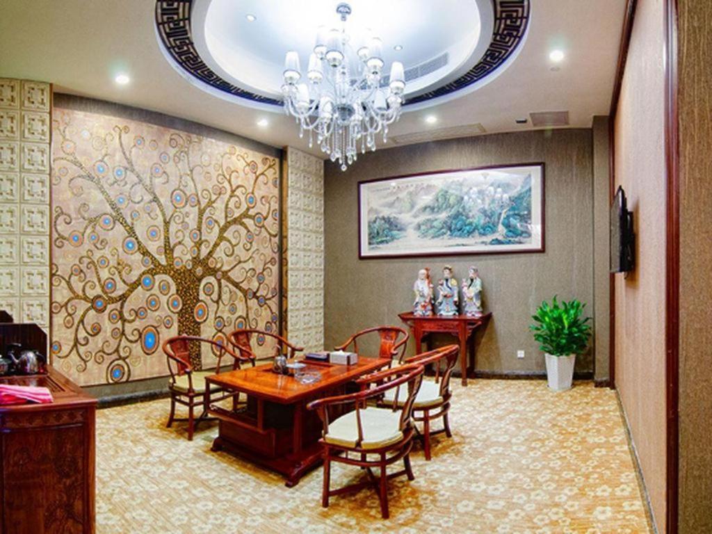 Royal Duke Cherrabah Hotel Zhongshan Zhongshan  Dış mekan fotoğraf